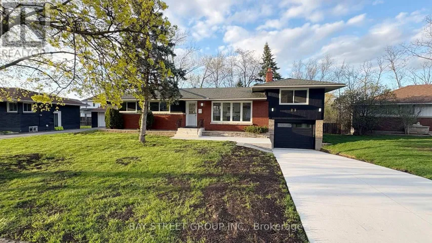 23 GLENBARR ROAD, St. Catharines (Glendale/Glenridge), Ontario L2T1Y2