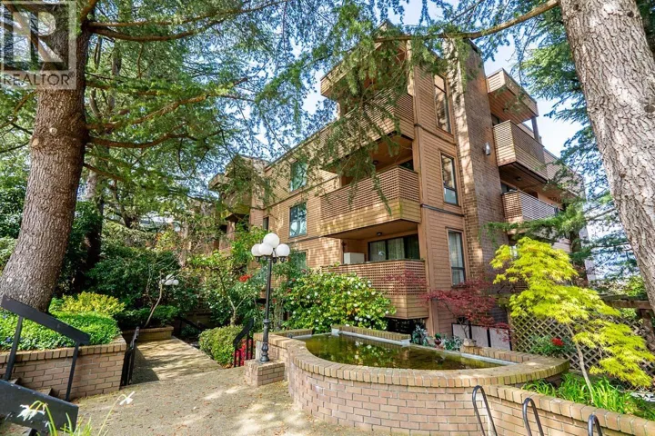 209 2211 W 2ND AVENUE, Vancouver, British Columbia V5K1H8