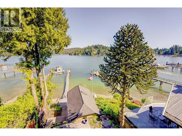 2660 PANORAMA DRIVE, North Vancouver, British Columbia V7G1V6