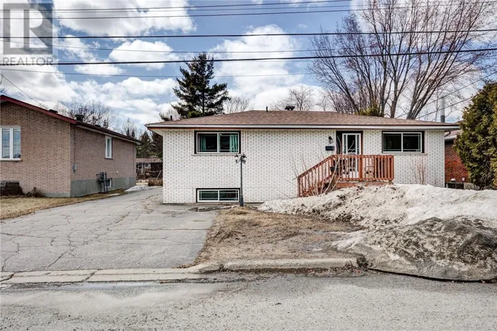 3 Rideau Avenue, Coniston, Ontario p0m1m0