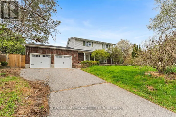8 LAKEVIEW HEIGHTS, Brighton, Ontario K0K1H0