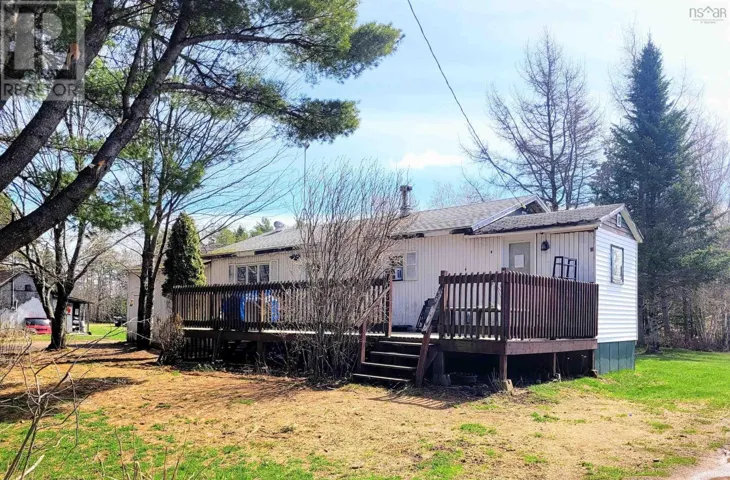 4556 Canaan Road, Southampton, Nova Scotia B0M1W0