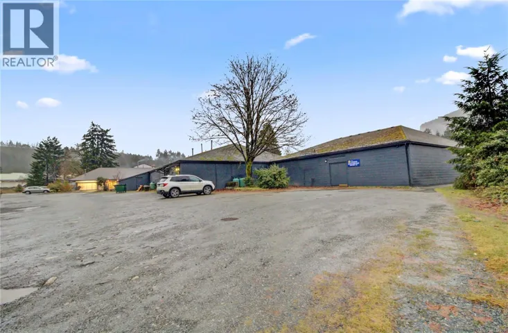 375 Nimpkish Dr, Gold River, British Columbia V0P1G0