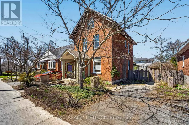 128 SUTHERLAND PLACE, Peterborough (Ashburnham Ward 4), Ontario K9H1J1
