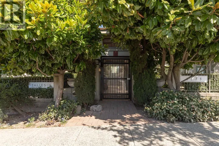 34 2375 W BROADWAY, Vancouver, British Columbia V6K2E6