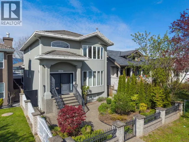 4127 OXFORD STREET, Burnaby, British Columbia V5C7A2