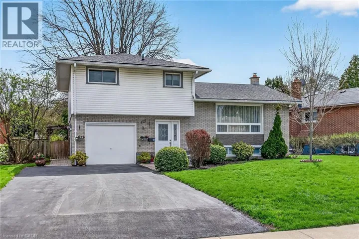 210 COLUMBIA Drive, Hamilton, Ontario L9C3Y6