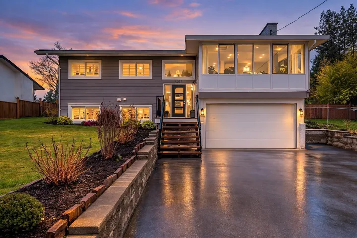 32073 WESTVIEW AVENUE, Mission, British Columbia V2V1X7