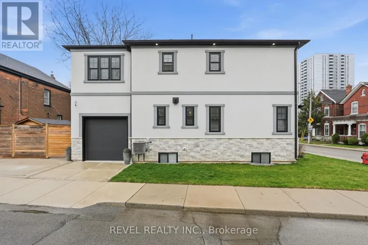 109 RAY STREET N, Hamilton (Strathcona), Ontario L8R2Y1