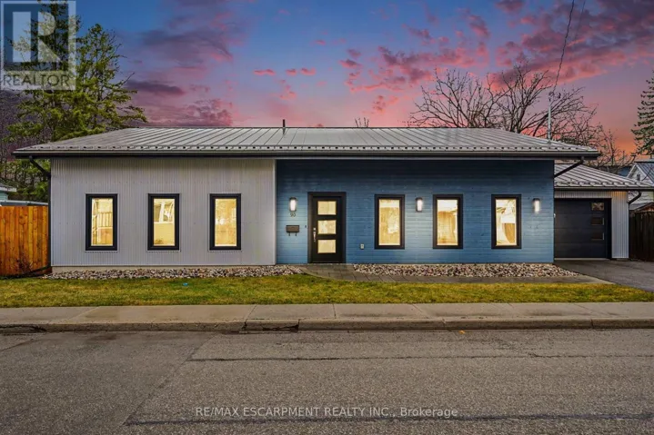 90 BECKWITH STREET E, Perth, Ontario K7H1C4