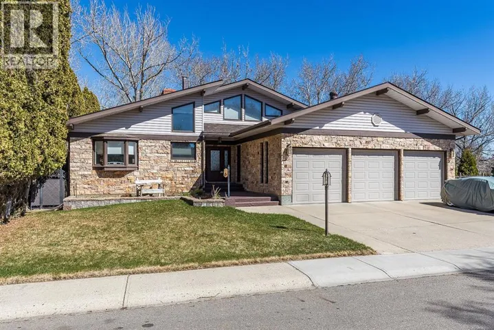 6 Bluebell Court SE, Medicine Hat, Alberta T1B2L2