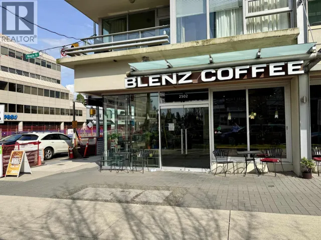 2502 MAPLE STREET, Vancouver, British Columbia V6E1N4