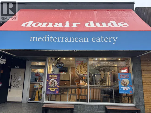 3209 W BROADWAY, Vancouver, British Columbia V6K2H5