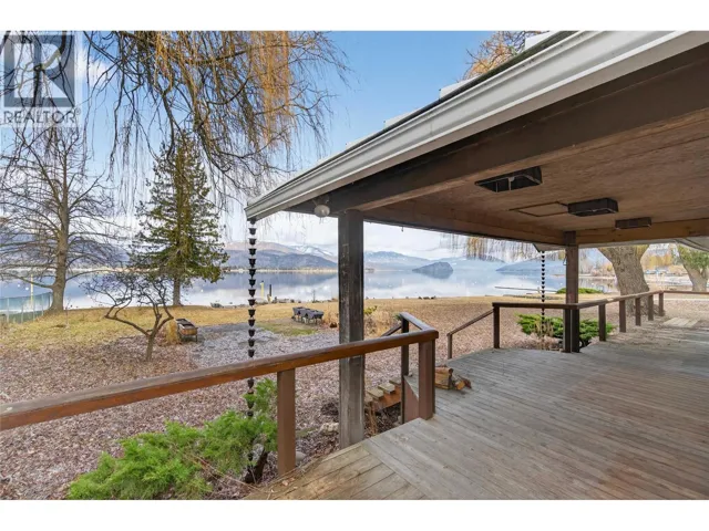 2862 Caen Road, Sorrento, British Columbia V0E2W0