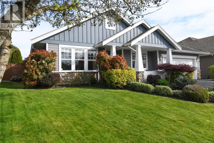 2390 Idiens Way, Courtenay, British Columbia V9N9J3