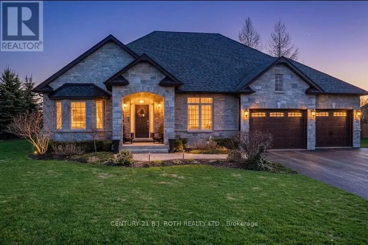 2 ROY HICKLING DRIVE, Springwater (Snow Valley), Ontario L9X0J2