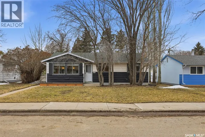 305 Montreal AVENUE N, Saskatoon, Saskatchewan S7L3N7