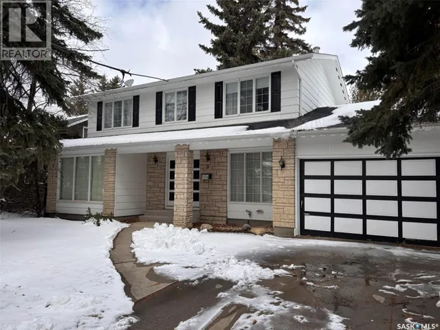 5 Malcolm PLACE, Saskatoon, Saskatchewan S7H4M3