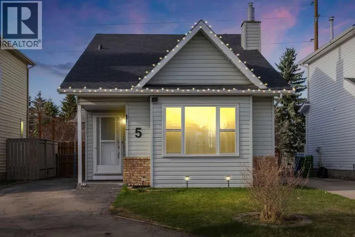5 Shawglen Court SW, Calgary, Alberta T2Y2R1