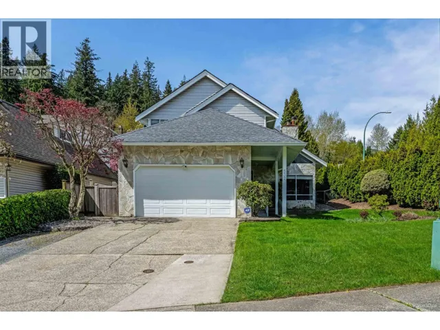 532 RIVERVIEW CRESCENT, Coquitlam, British Columbia V3C5A7