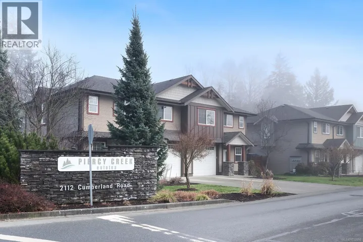 4 2112 CUMBERLAND Rd, Courtenay, British Columbia V9N2E9