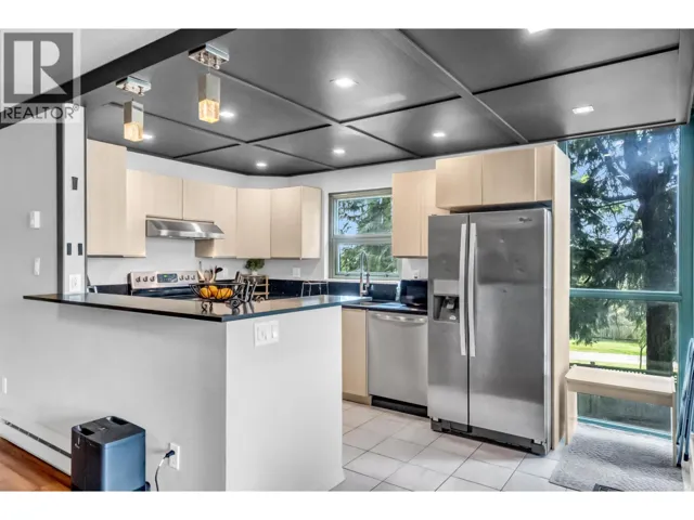220 7288 ACORN AVENUE, Burnaby, British Columbia V5E4H6