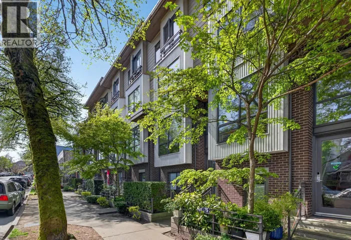 3683 COMMERCIAL STREET, Vancouver, British Columbia V5N4G1