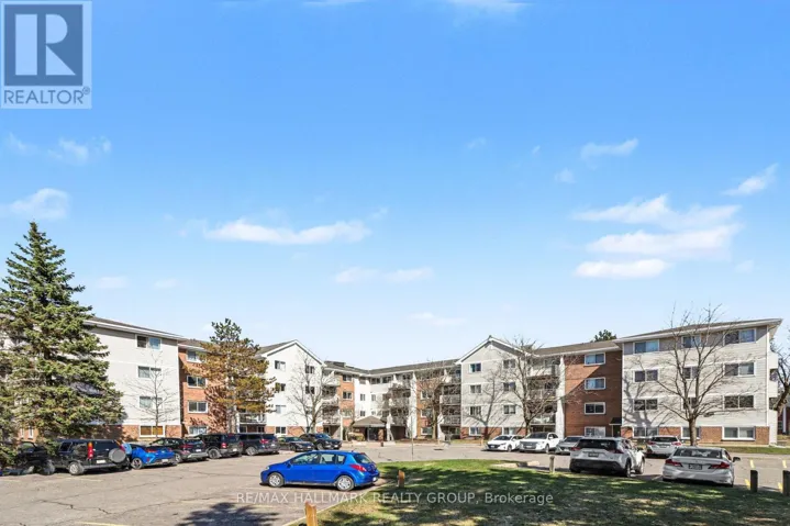 312 - 280 BRITTANY DRIVE, Ottawa, Ontario K1K4M4