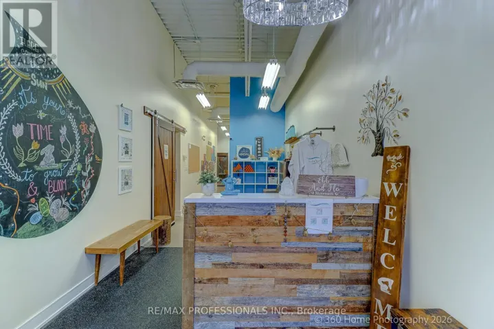 8/9 - 125 HAWKVIEW BOULEVARD, Vaughan (Vellore Village), Ontario L4H3T7