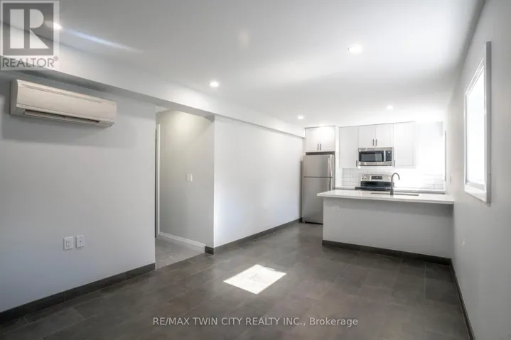 2 - 130 ELGIN STREET, Brantford, Ontario N3S5A5