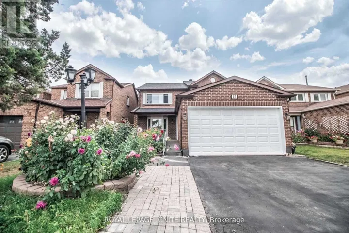 11 CARISBROOKE SQUARE, Toronto (Malvern), Ontario M1B4M2