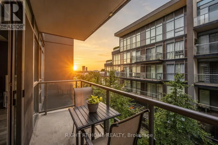 917 - 15 JAMES FINLAY WAY, Toronto (Downsview-Roding-CFB), Ontario M3M0B3