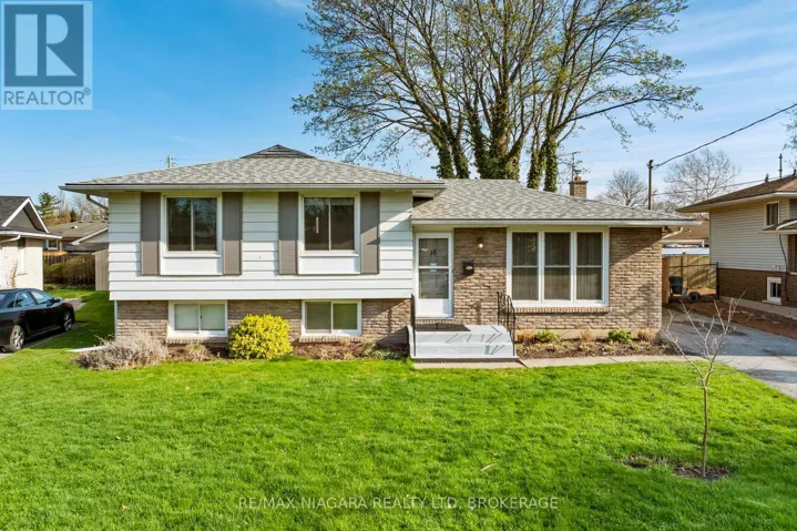 16 CROYDON DRIVE, St. Catharines (Lakeshore), Ontario L2M1J2