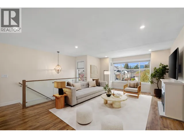 19416 123 AVENUE, Pitt Meadows, British Columbia V3Y2K3