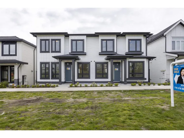 16730 16 AVENUE, Surrey, British Columbia V3S9X7