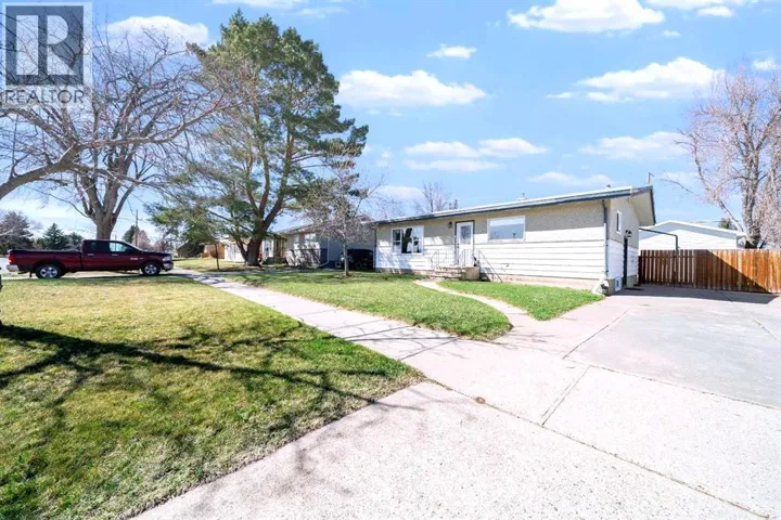 4821 56 Avenue, Taber, Alberta T1G1E4