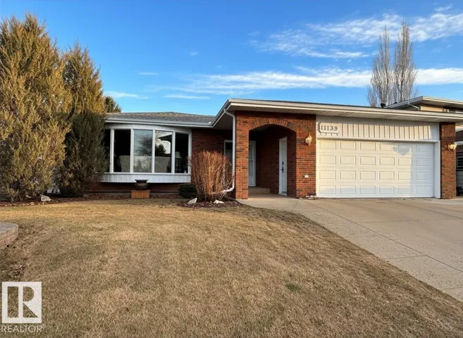 11139 30 AV NW, Edmonton, Alberta T6J3Y7