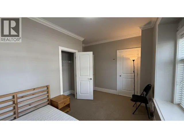 Rental Suite 74xx 18TH AVENUE, Burnaby, British Columbia V3N1H7