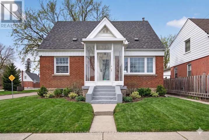 3244 ST CLAIR AVENUE E, Toronto (Clairlea-Birchmount), Ontario M1L1V8
