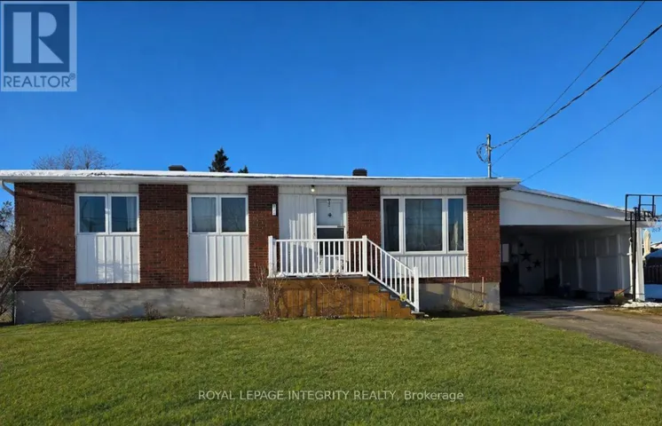 3264 JOHNSTON AVENUE, Cornwall, Ontario K6K1H3
