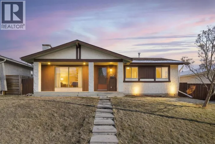 472 Cedarpark Drive SW, Calgary, Alberta T2W2J7