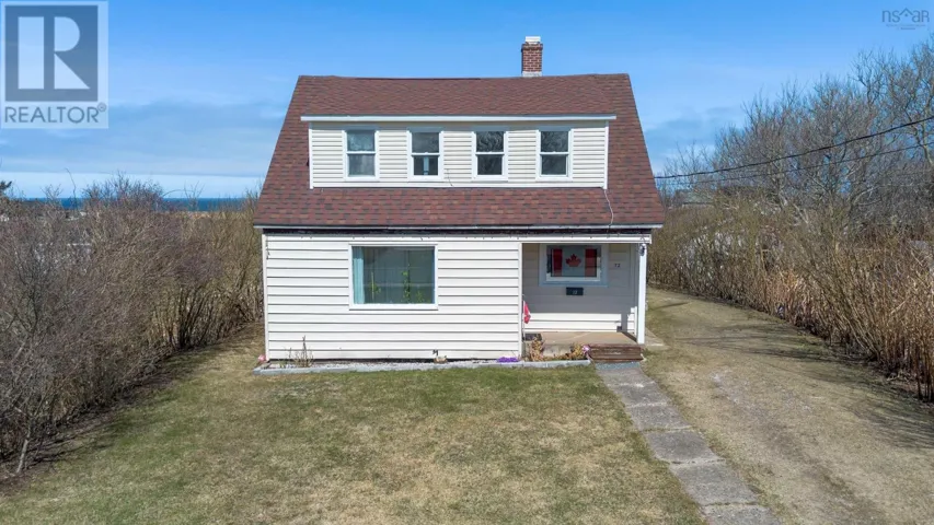 72 Connaught Avenue Avenue, Glace Bay, Nova Scotia B1A5S2
