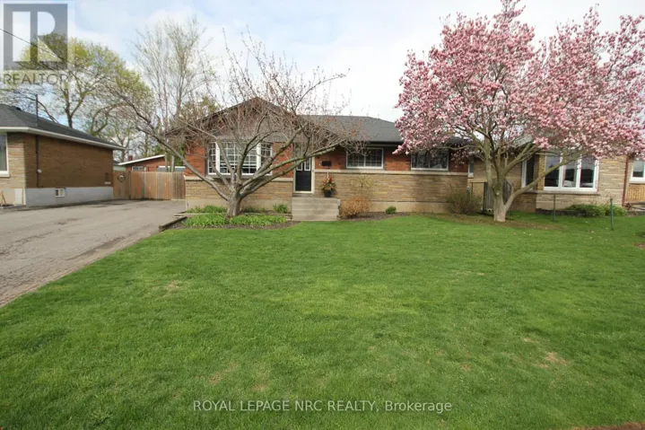 9 GREENHILL DRIVE, Thorold (Thorold Downtown), Ontario L2V1W4