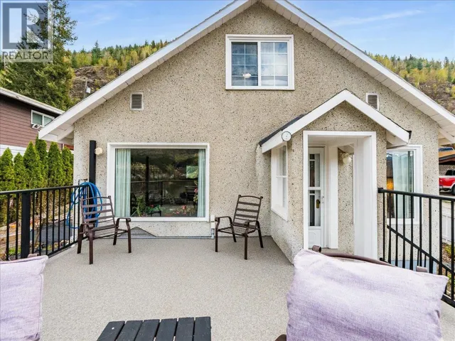 2257 Daniel Street, Trail, British Columbia V1R4H2