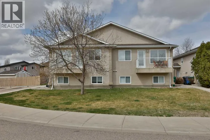 47 Highlands Place W, Lethbridge, Alberta T1J4Y3