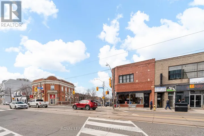 1612 DUNDAS STREET W, Toronto (Little Portugal), Ontario M6K1T8