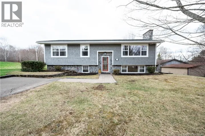 353 Bayview Court, Dieppe, New Brunswick E1A7L1
