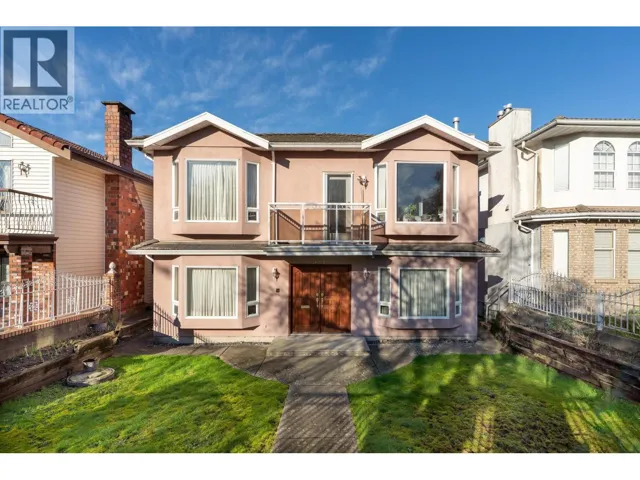 591 E 28TH AVENUE, Vancouver, British Columbia V5V2N4