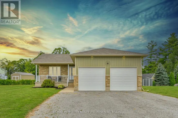 35 LAKERIDGE TRAIL, Whitewater Region, Ontario K0J1C0