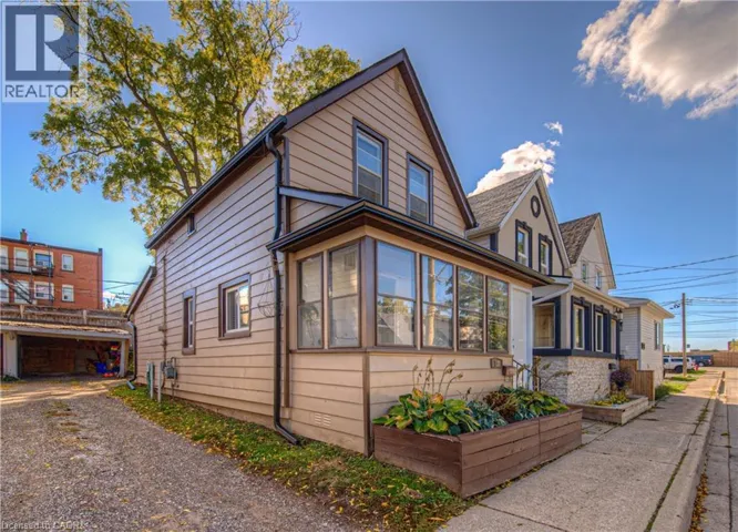 12 JONES Street, Stoney Creek, Ontario L8G3H8